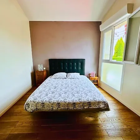 Maison En Pierre Avec Piscine Pres De Bordeaux * Montussan