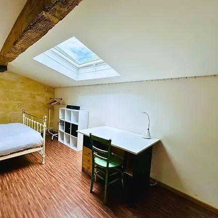 Maison En Pierre Avec Piscine Pres De Bordeaux فندق *